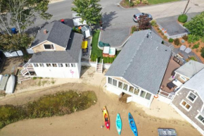Flamingo House-BAR,Hotub,E-Bikes, Kaykaks, Beach,Sleeps 12